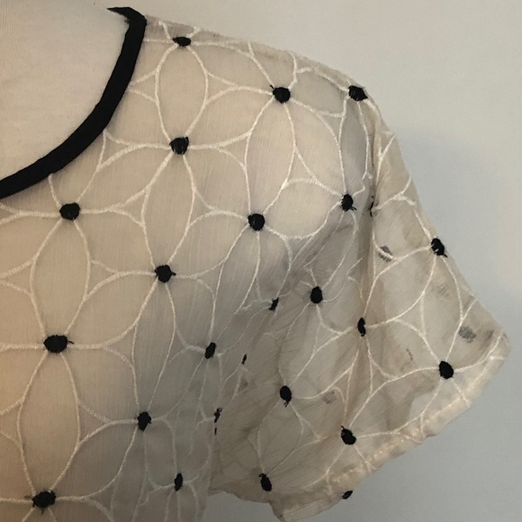 Potter's Pot/Anthropologie Sheer White/Black Top - Picture 3 of 9